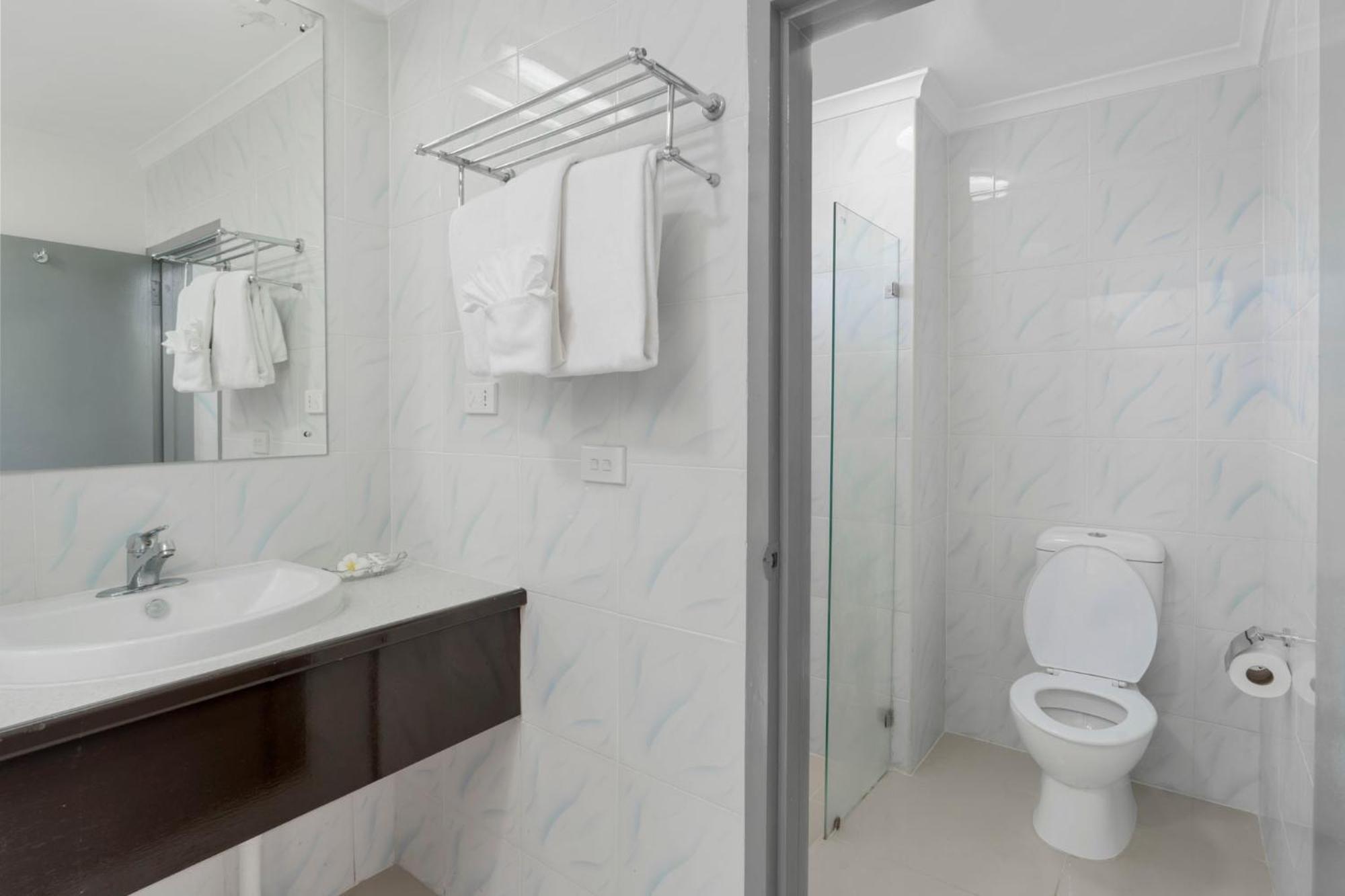 Trans International Hotel Нанди Экстерьер фото
